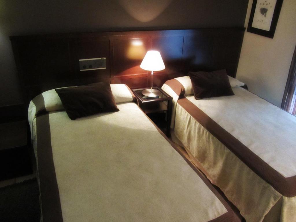 Hotel Villa De Utrillas Kamer foto