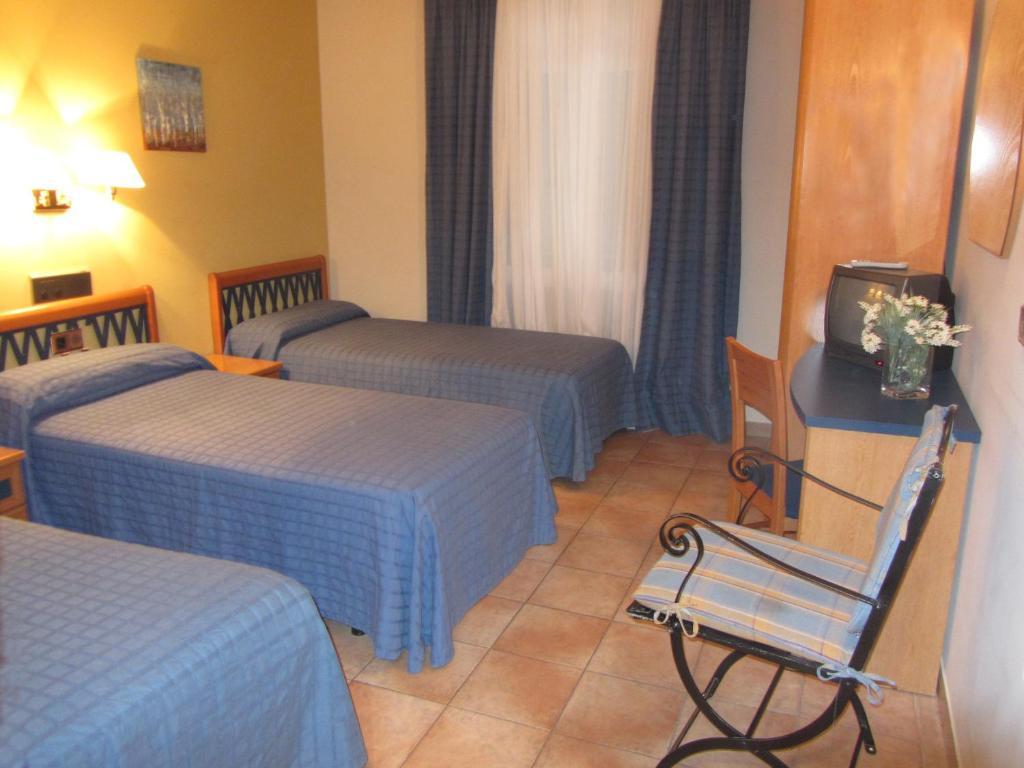 Hotel Villa De Utrillas Kamer foto