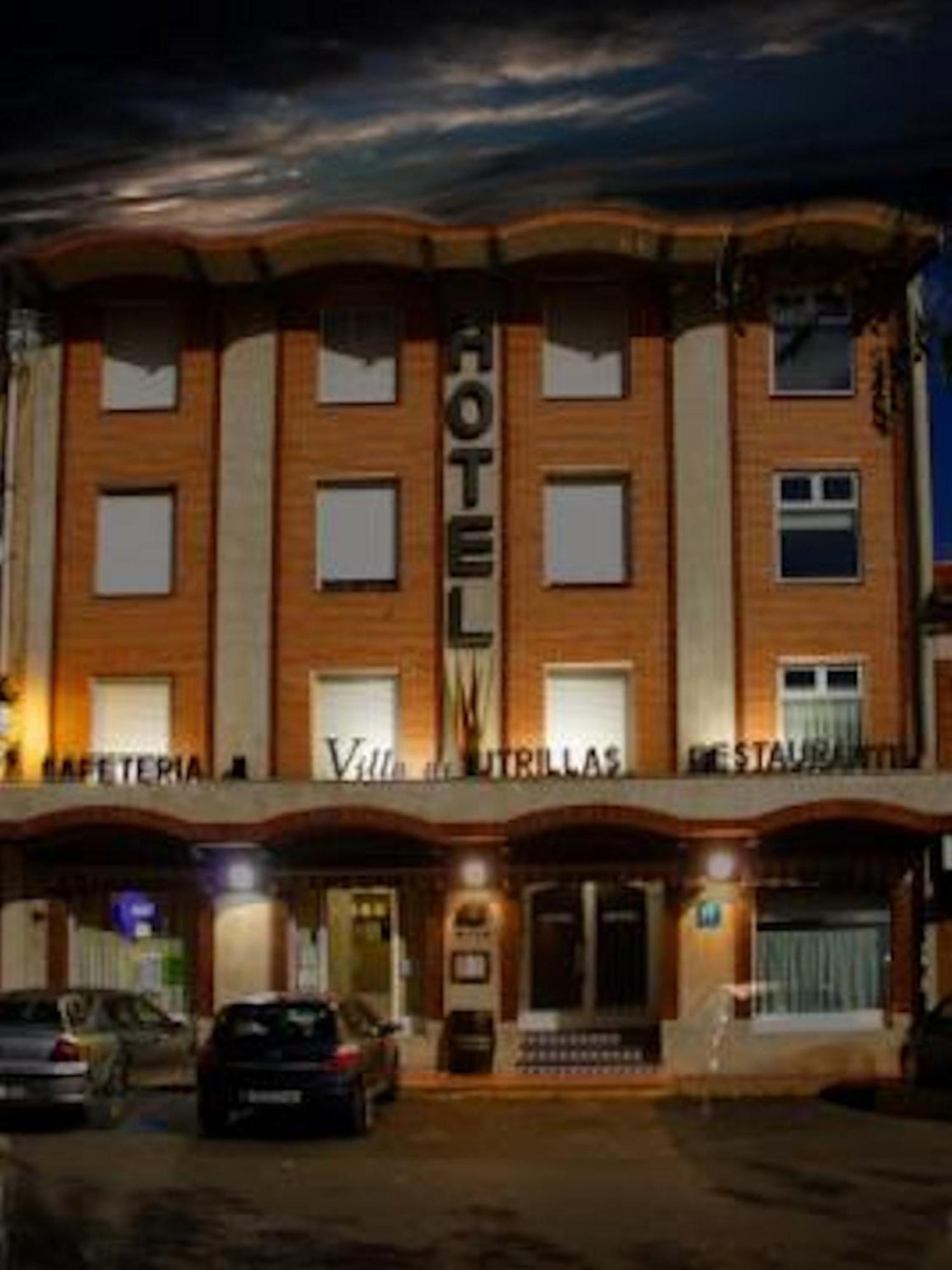 Hotel Villa De Utrillas Buitenkant foto
